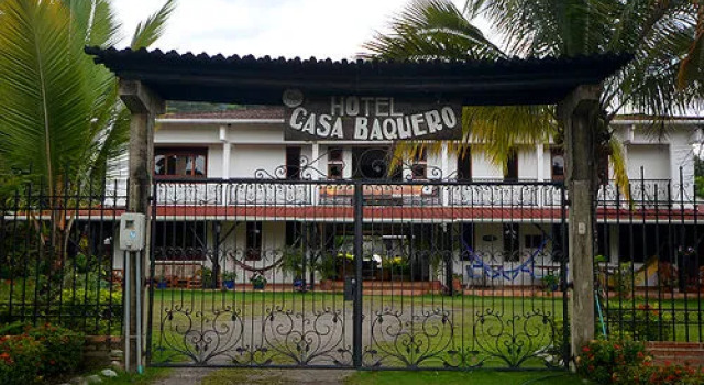 Hotel Casa Baquero, Book Hotel Hoteller i Villavicencio med pool, Swimmingpool