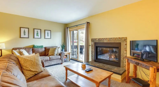 Апартаменты Cozy Winter Park Condo w/ Hot Tub & Shuttle!