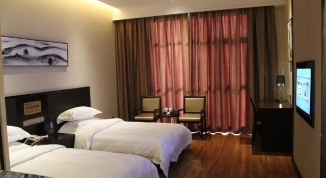 Changyang Xiazhou Qingjiang Holiday Hotel, Varaa Hotelli Yichang Hubei