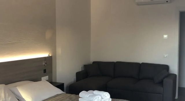 Двухместный семейный номер Standard с балконом и с красивым видом из окна Casablanca Hotel