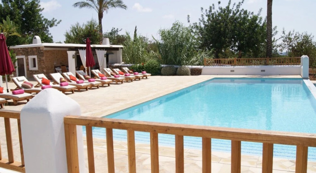 Villa with Traditional Architecture & Pool on Balearic Islands in San Lorenzo, Book Villa Hotels in Ibiza with a Pool, Swimming Pool