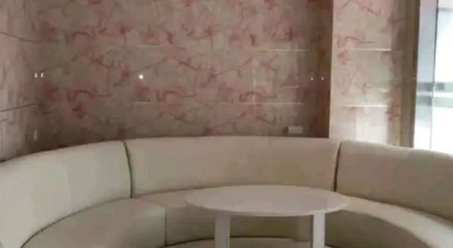 OYO 8016 Qiao Jia Business Hotel, Rezerwuj Hotel Hotele w Shenzhen z parkingiem, Parking