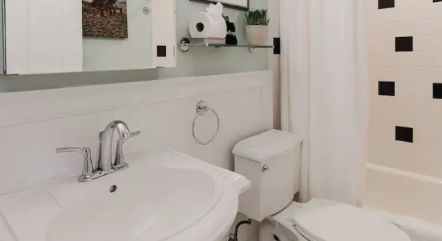 Коттедж Classic Charleston House