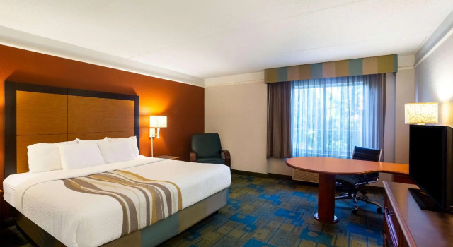 Двухместный номер Standard La Quinta by Wyndham Charlotte Airport South