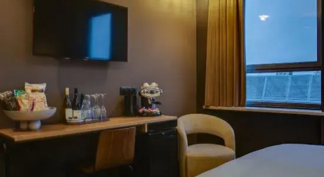 Номер Comfort The Duke Boutique Hotel
