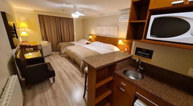 Четырёхместный номер Superior SKY BORGES HOTEL - Flats de Luxo no Centro de Gramado - RS