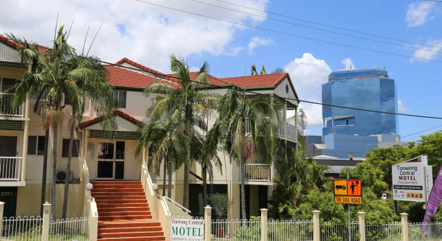 Toowong Central Motel Apartments, Забронировать Апартаменты/квартира Тувонг Брисбен, рядом с Тувонгское кладбище