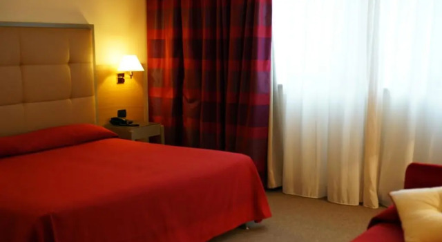 Трёхместный номер Standard Garden Hotel