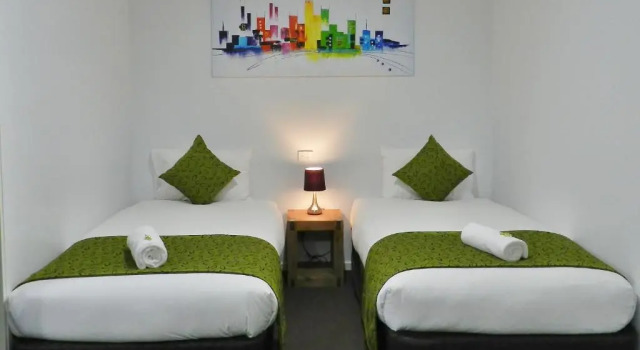 Studio Motel 24