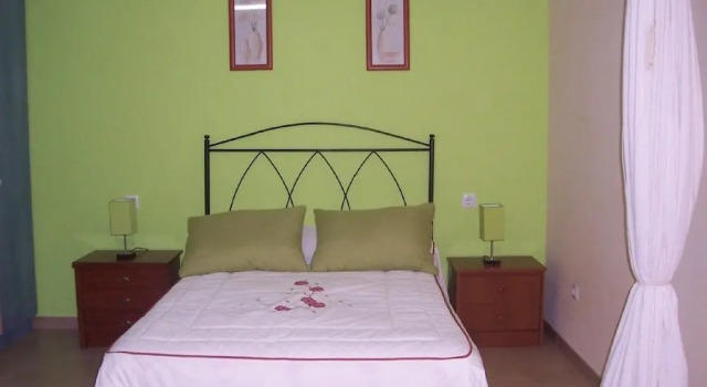 Pontevedra 100473 1 Bedroom Apartment By Mo Rentals, Book Apartment Bueu 