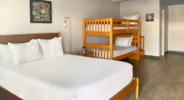 Четырёхместный семейный номер Standard Hotel McCoy Tucson - Art, Coffee, Beer, Wine, Pool