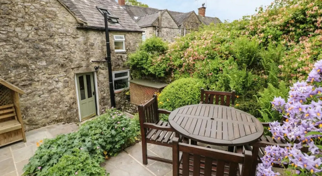 Sundial Cottage
