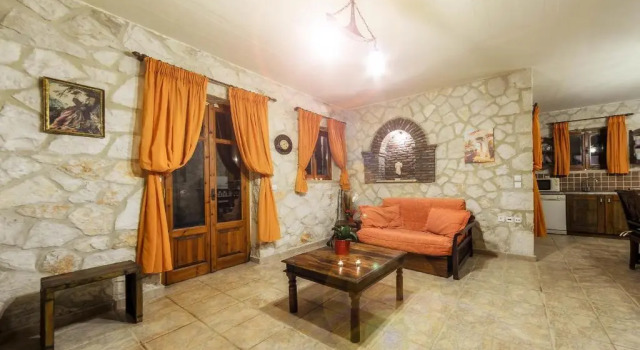 Вилла с 2 комнатами Parys Villas