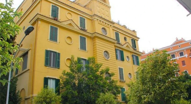 Spacious 2bed Flat Steps From S. Giovanni Laterano