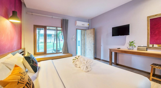 Bar and Bed, Забронировать Отель Отели Самет с бассейном, рядом с International Clinic, Ko Samed, Бассейн