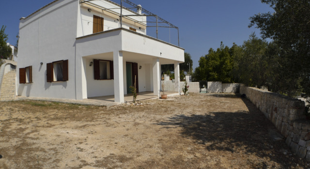 Mediterranea, Book Hotel Villanova Ostuni