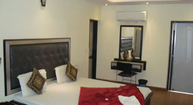 Hotel 3BS Houses, Забронировать Отель Отели Нью-Дели с завтраком, Завтраки