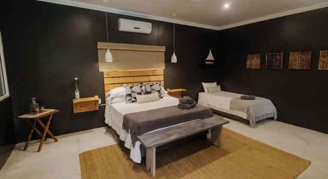 Семейный номер Standard с видом на бассейн iGwalagwala Guest House