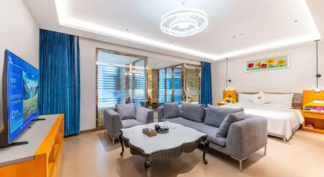 Люкс Deluxe Blossoming Quality Hotel
