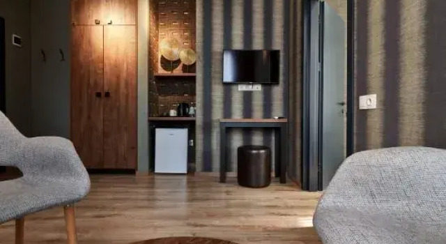 Семейный люкс D6 Morrl International Hotel