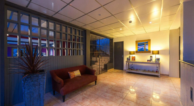 Hotel Les Eucalyptus, Varaa Hotelli Serra-di-Ferro 