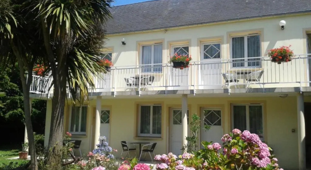 Двухместный номер Comfort Logis Hôtel La Demeure du Perron
