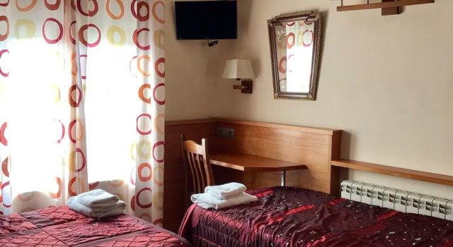 Четырёхместный номер Standard Hostal Fonda Galicia