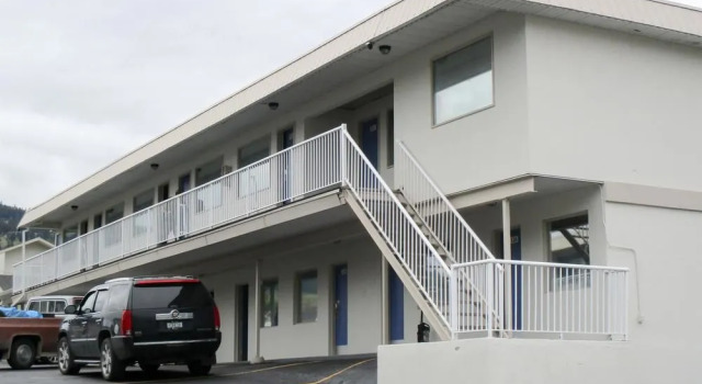 Motel 6 Kamloops, BC, Buchen Sie Motel Kamloops 