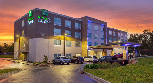 Holiday Inn Express Williamsburg, an IHG Hotel, Prenota Hotel Williamsburg 