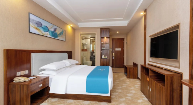 Номер Deluxe Echarm Hotel Guangzhou Baiyun Station Hebian Metro Station