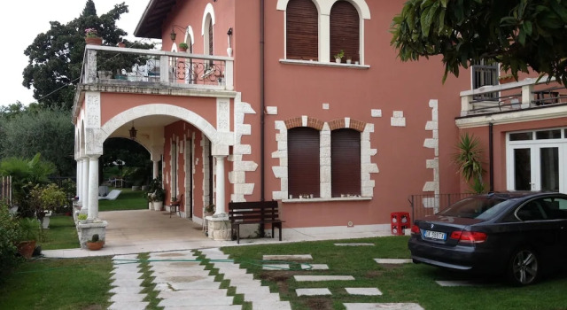 Villa Rossa, Забронировать Вилла Отели в центре Кавайон-Веронезе, в центре