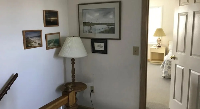 Holland - 4 Br Home