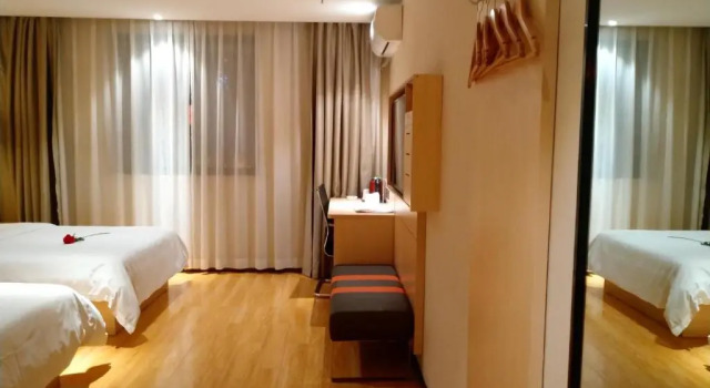 Номер Deluxe 7 Days Premium Chongqing Qijiang Government