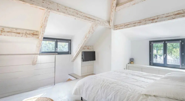 Charming Small Private House - Marseille 8th, Забронировать Отель Марсель Буш-дю-Рон