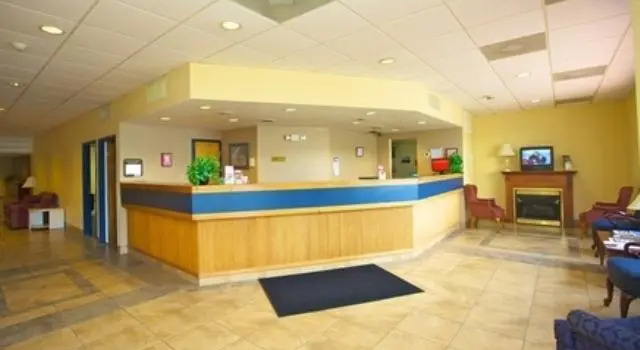 Super 8 Newport, Book Hotel Hoteller i Newport med morgenmad, Morgenmad