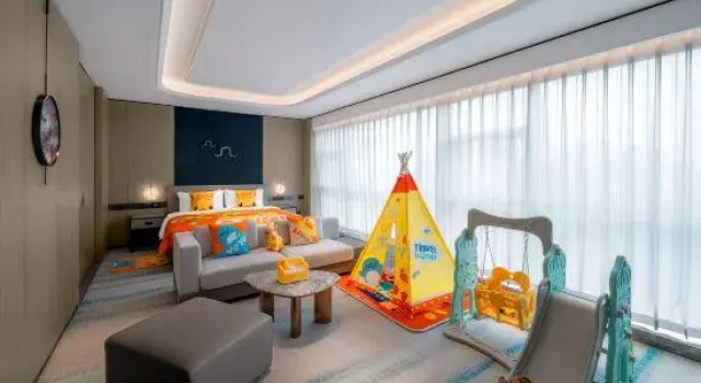 Семейный люкс Jade Bay Hotel