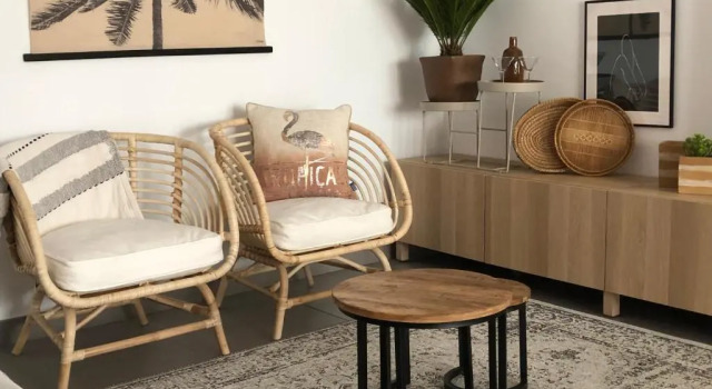 Apartment - Sleeps 4 - Parking - Garden - Pool