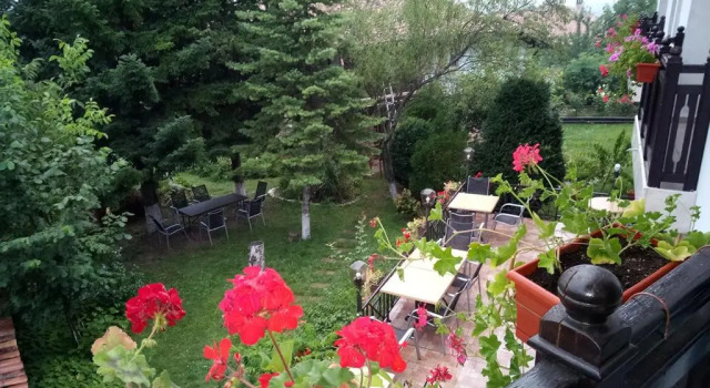 Двухместный номер Standard с балконом Family hotel Elena