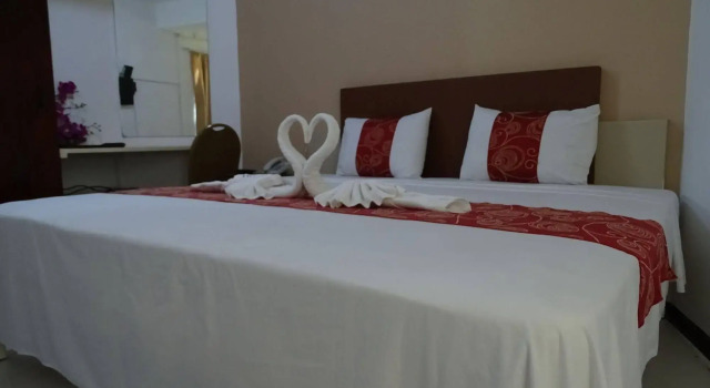 Hypertek Hotel