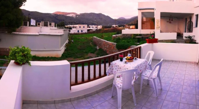 Larinaki's Studios No3, Reserva ahora Hotel Ormos Egialis Grecia