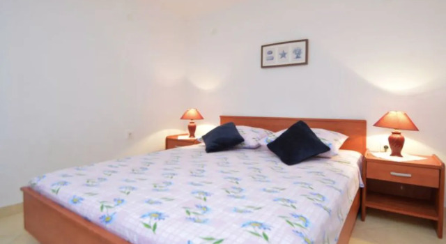 Apartment Rose Gemmano 22278