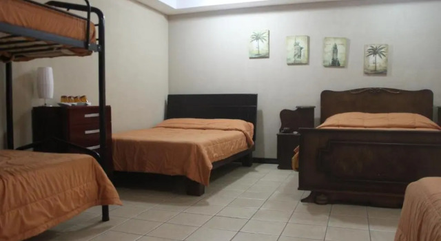Семейный номер Standard Hotel Santa Maria Inn