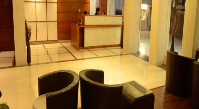 Hotel Charan Pahari, Забронировать Отель Отели Нью-Дели с завтраком, Завтраки