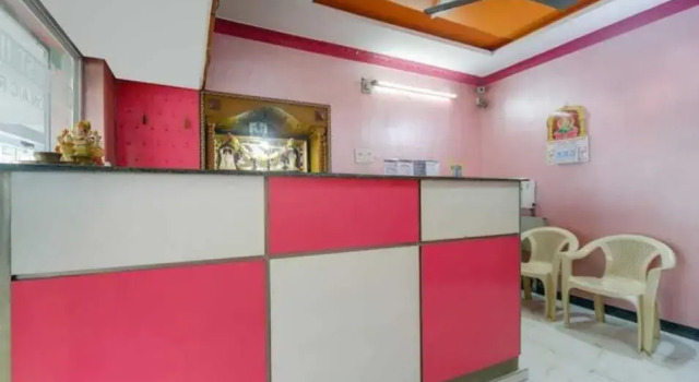 OYO 80702A Hotel Sunshine, Varaa Hotelli Faridabad Haryana
