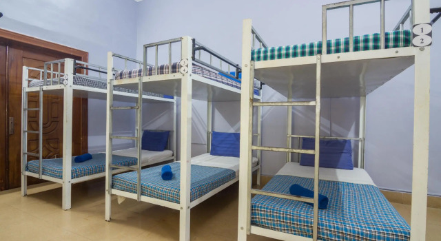Кровать в общем номере Lovely Jubbly Villa - Hostel