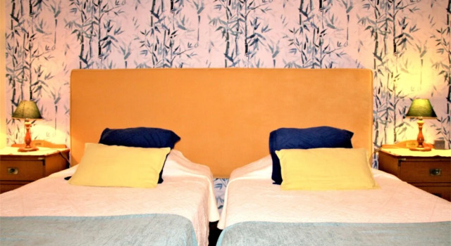 Bungalow With one Bedroom in Sâo Martinho, Funchal, With Wonderful sea View, Enclosed Garden and Wifi, Rezerwuj Dom wakacyjny Wille w Centro Region, Willa