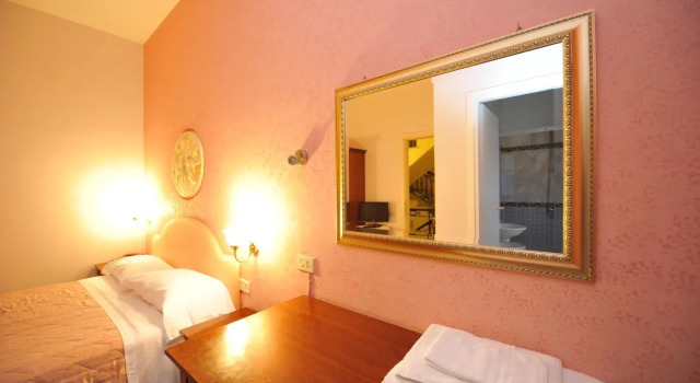 Hotel Donato, Book Hotel Hotels in Torre Faro with Parking, Parking