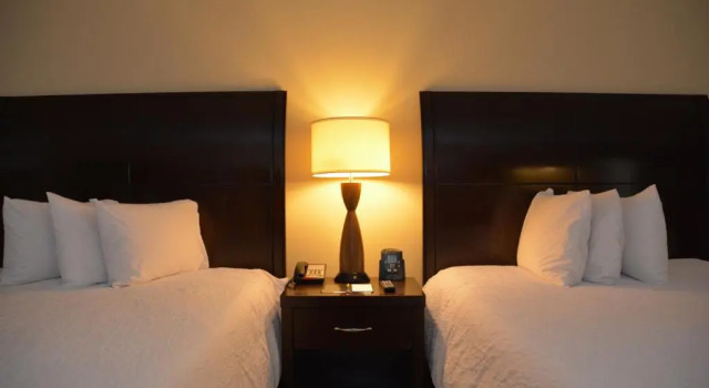 Четырёхместный номер Standard с частичным видом Hilton Garden Inn South Padre Island Beachfront