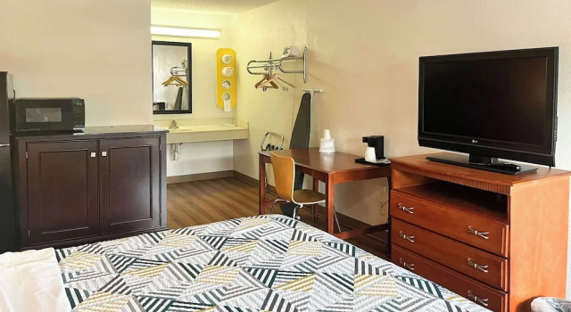Номер Deluxe Motel 6-Dayton, OH - Englewood