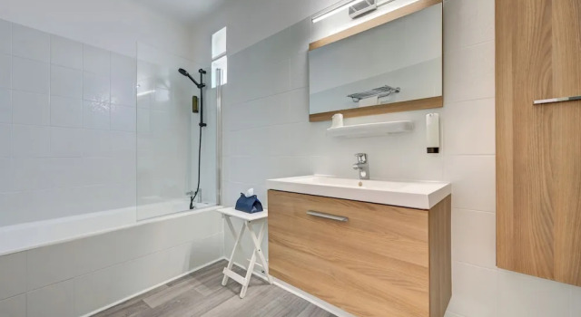 Четырёхместный номер Comfort Logis Hôtel La Bastide dEntraigues
